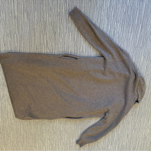 Reformation Liam Cashmere Cardigan size XS - Picture 6 of 6